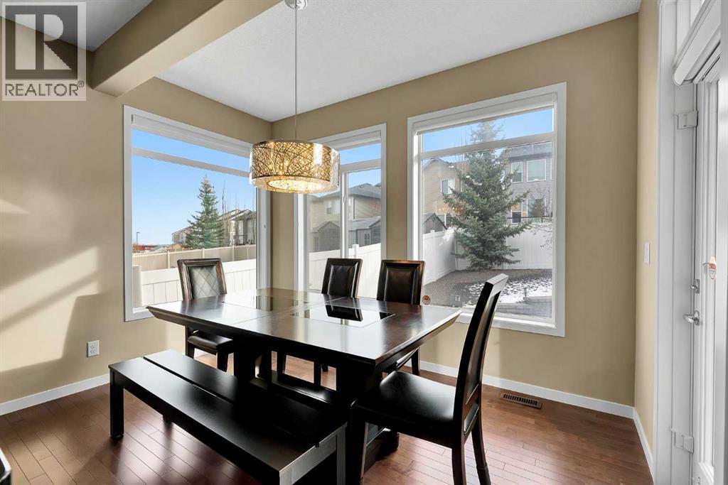 88 Nolanfield Crescent Nw, Calgary, AB - Indoor Photo Showing Dining Room