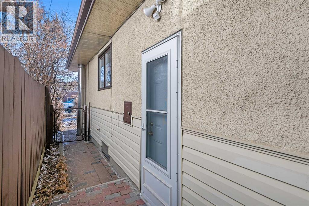 Side Door - 1423 18A Street Ne, Calgary, AB - Outdoor With Exterior