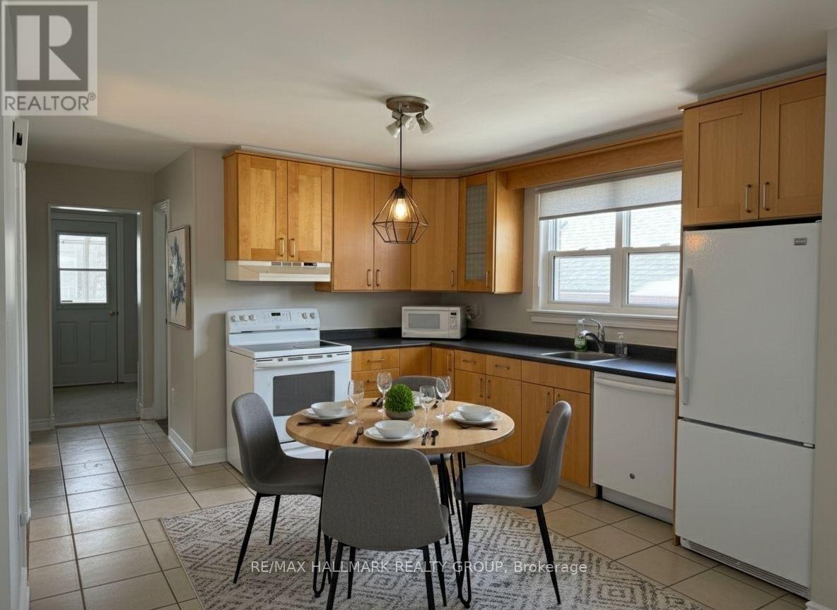 Unit # 3 - Kitchen (virtually staged) - 55 Ivy Crescent, Ottawa, ON - Indoor
