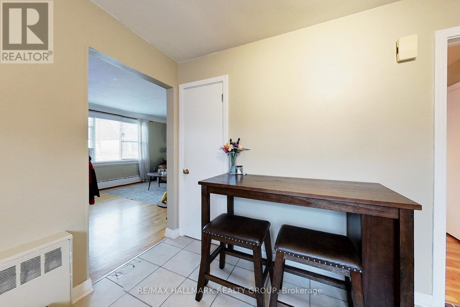 Unit # 3 - Eat-In area - 55 Ivy Crescent, Ottawa, ON - Indoor Photo Showing Other Room