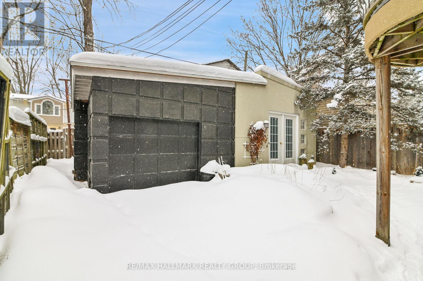 Garage - 55 Ivy Crescent, Ottawa, ON - Outdoor