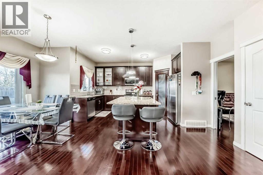 71 Martha'S Meadow Close Ne, Calgary, AB - Indoor Photo Showing Dining Room
