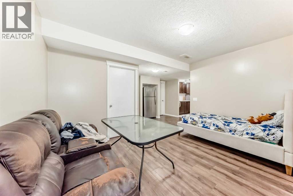 71 Martha'S Meadow Close Ne, Calgary, AB - Indoor