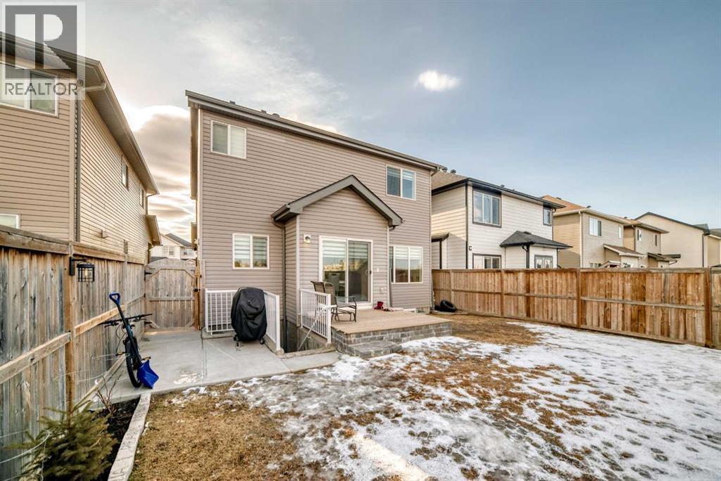 71 Martha'S Meadow Close Ne, Calgary, AB - Outdoor With Exterior