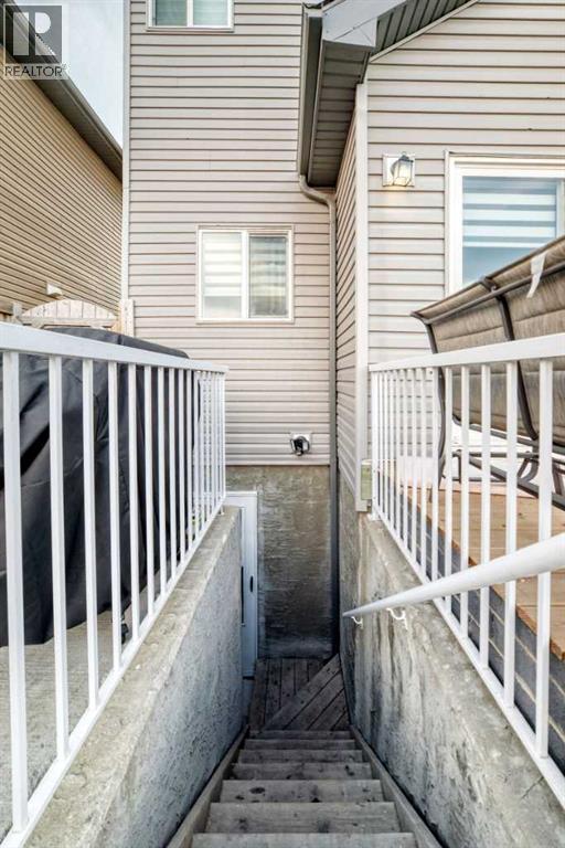 71 Martha'S Meadow Close Ne, Calgary, AB - Outdoor With Exterior