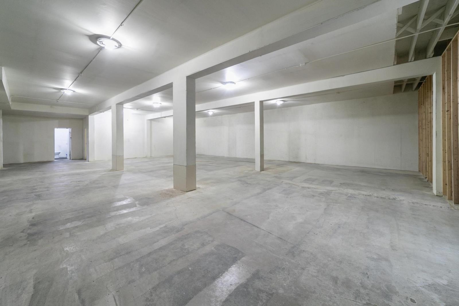 5017 51 St, Camrose, AB