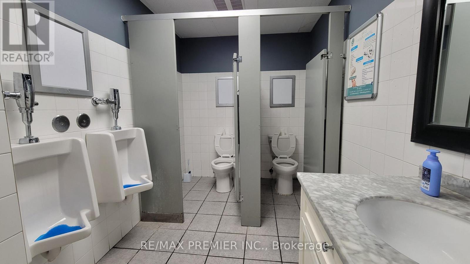 Main - 940 Danforth Avenue, Toronto, ON