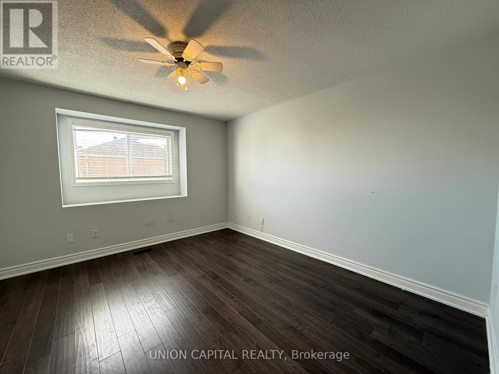 5450 Tree Crest Court, Mississauga, ON - Indoor Photo Showing Other Room