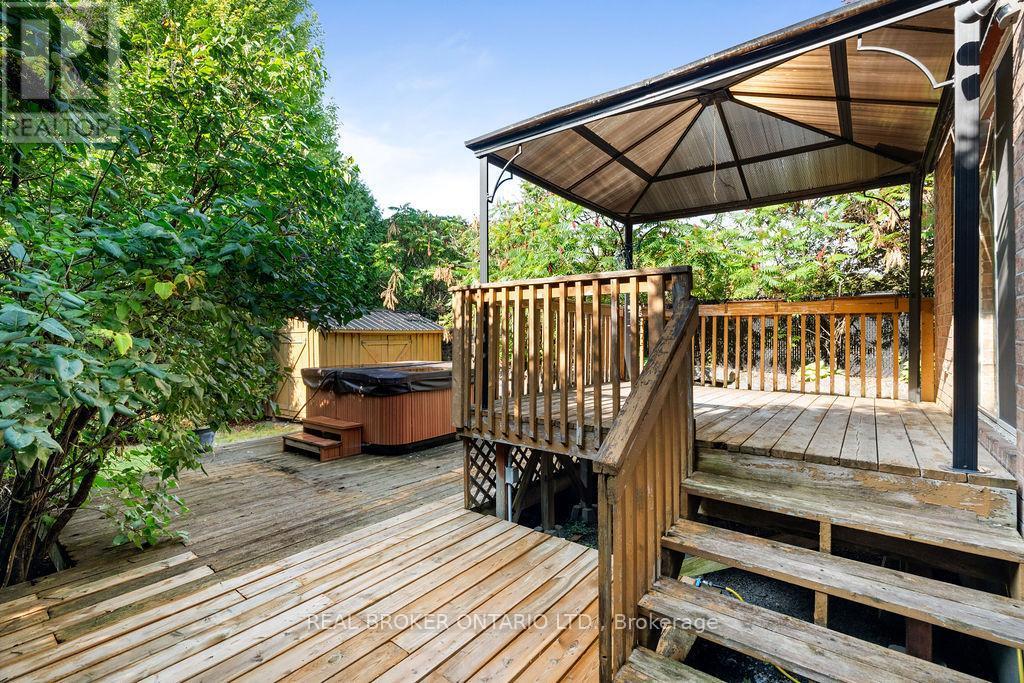 2 Sherring Crescent, Ottawa, ON - Outdoor With Deck Patio Veranda With Exterior