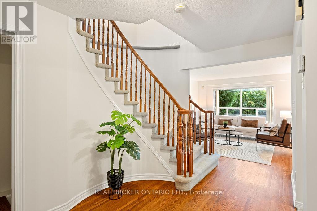 2 Sherring Crescent, Ottawa, ON - Indoor Photo Showing Other Room