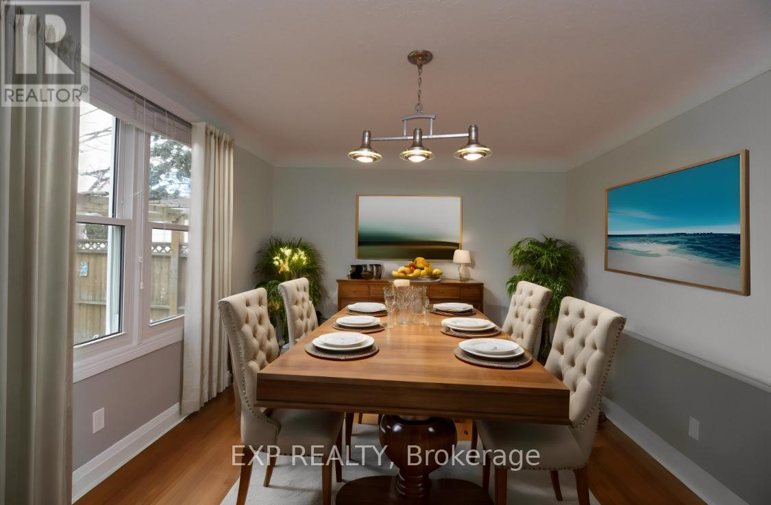 80 Maclennan Avenue, Hamilton, ON - Indoor Photo Showing Dining Room