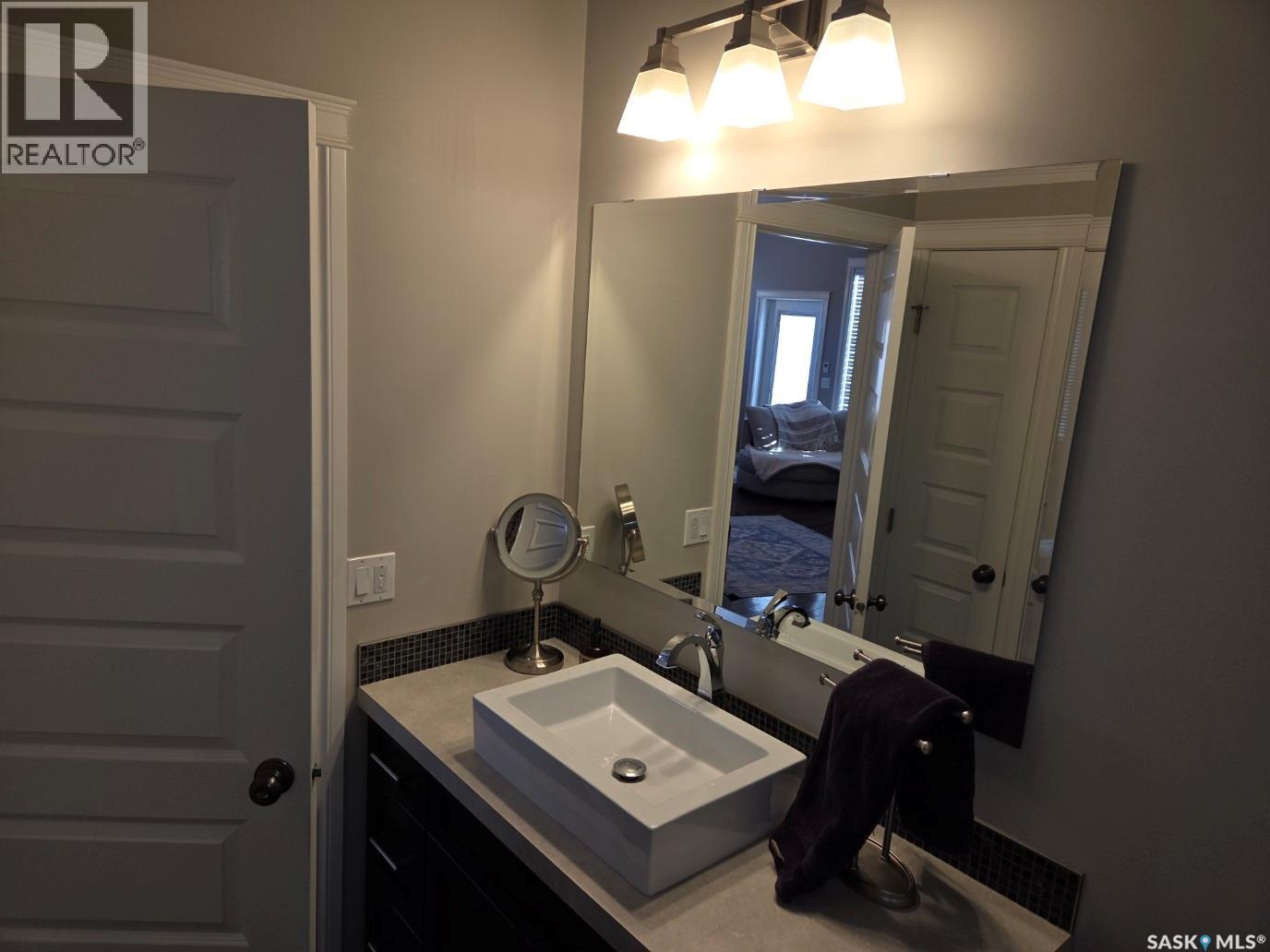 1530 Patrick Place, Saskatoon, SK - Indoor Photo Showing Bathroom