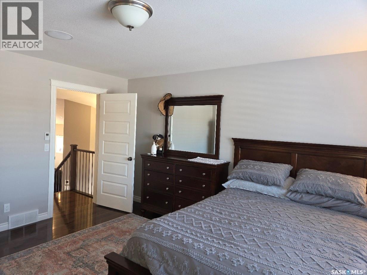 1530 Patrick Place, Saskatoon, SK - Indoor Photo Showing Bedroom
