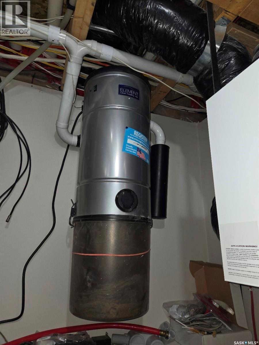 1530 Patrick Place, Saskatoon, SK - Indoor Photo Showing Basement