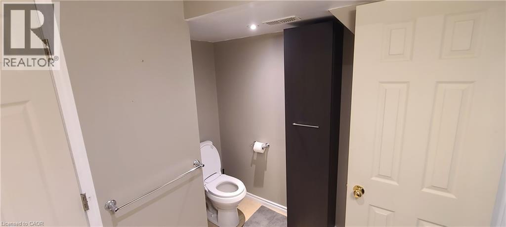 77 Thames Way, Hamilton, ON - Indoor