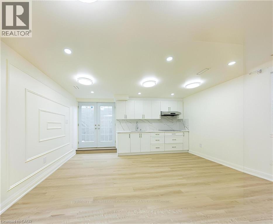 211 Granite Ridge Trail Unit# Lower, Hamilton, ON - Indoor Photo Showing Other Room