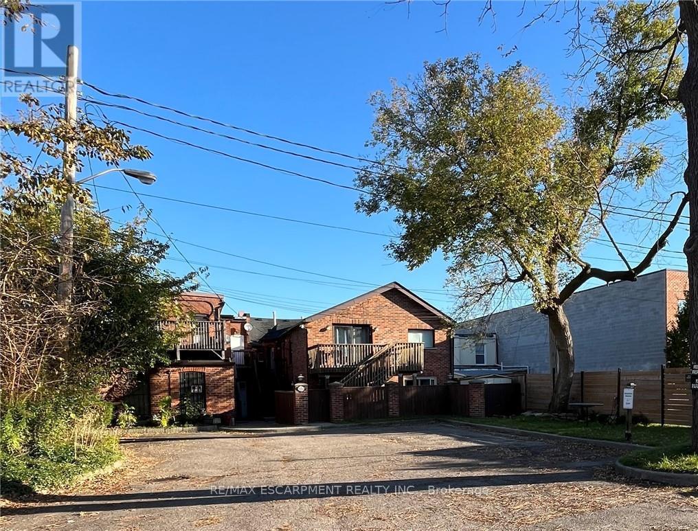 56 King Street W, Hamilton, ON