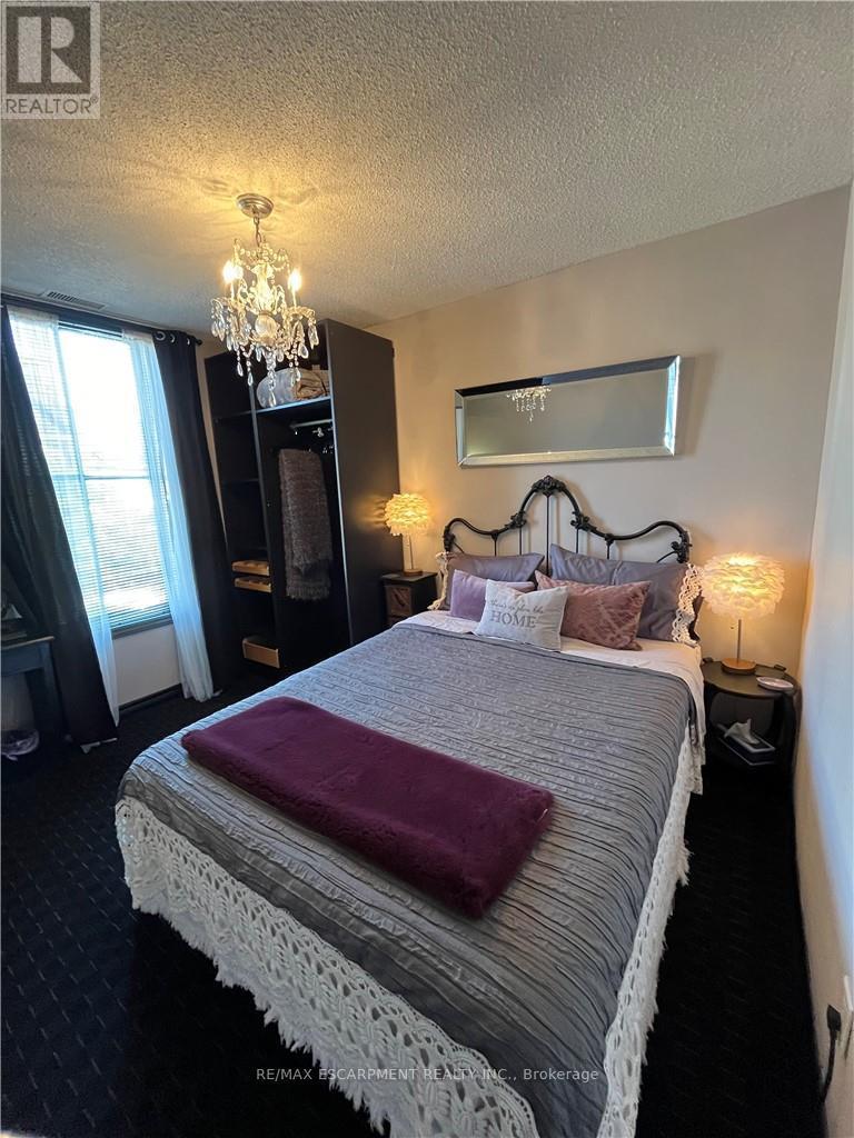 56 King Street W, Hamilton, ON