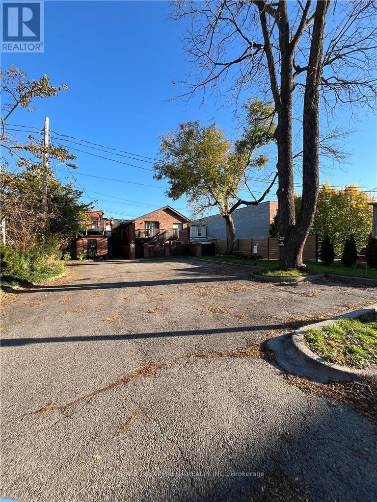 56 King Street W, Hamilton, ON
