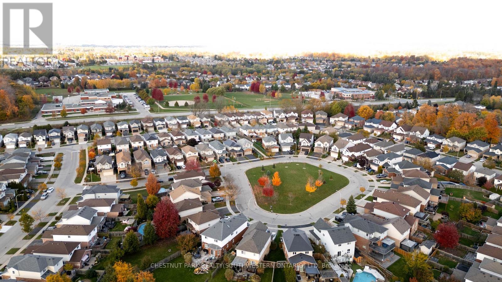 38 Heatherwood Place, Kitchener, ON - Outdoor With View