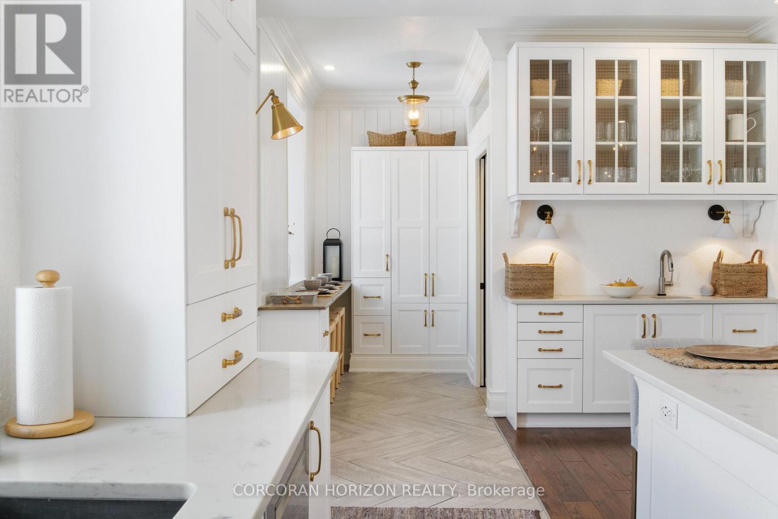 320 Whitmore Drive, Waterloo, ON - Indoor Photo Showing Kitchen