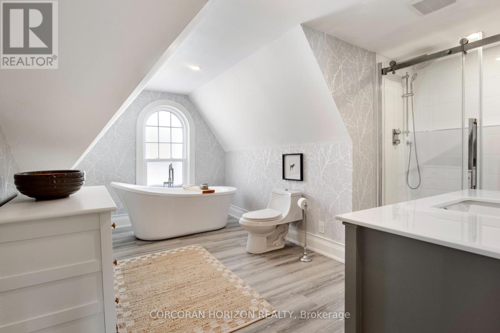 320 Whitmore Drive, Waterloo, ON - Indoor Photo Showing Bathroom