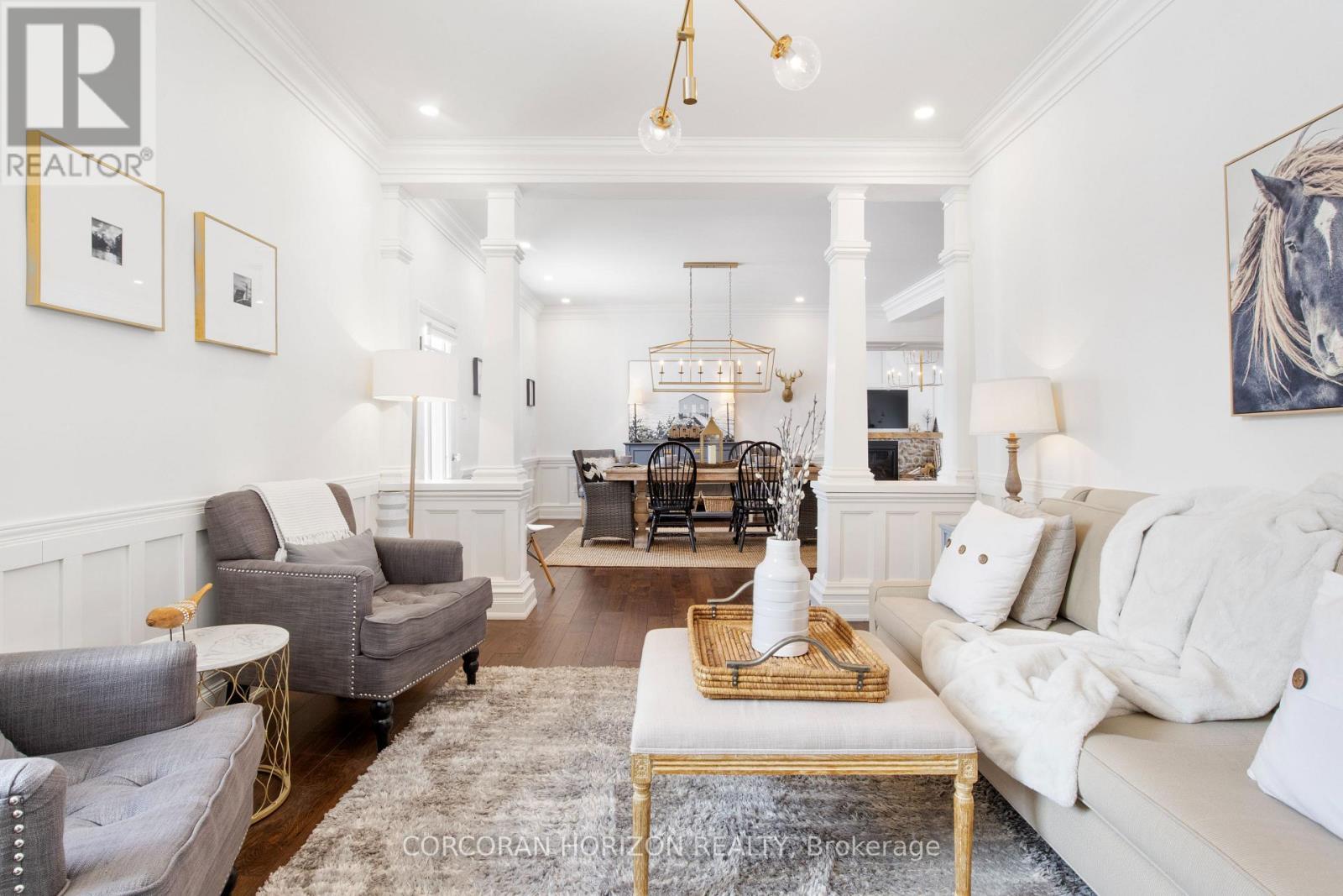 320 Whitmore Drive, Waterloo, ON - Indoor Photo Showing Living Room