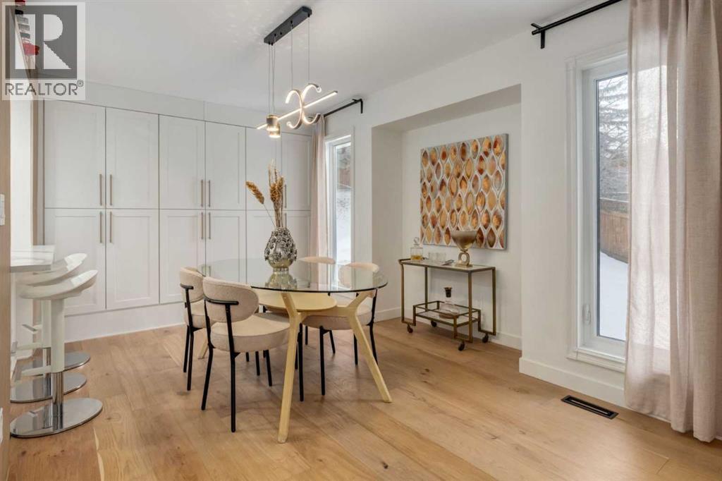 113 Straddock Terrace Sw, Calgary, AB - Indoor Photo Showing Dining Room