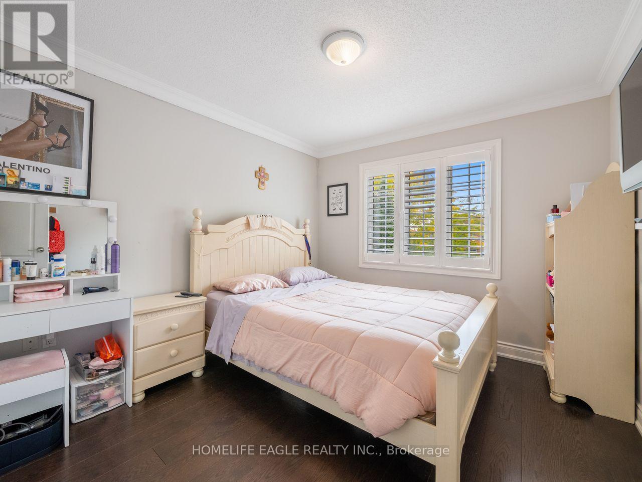 15 Eve Court, Bradford West Gwillimbury, ON - Indoor Photo Showing Bedroom