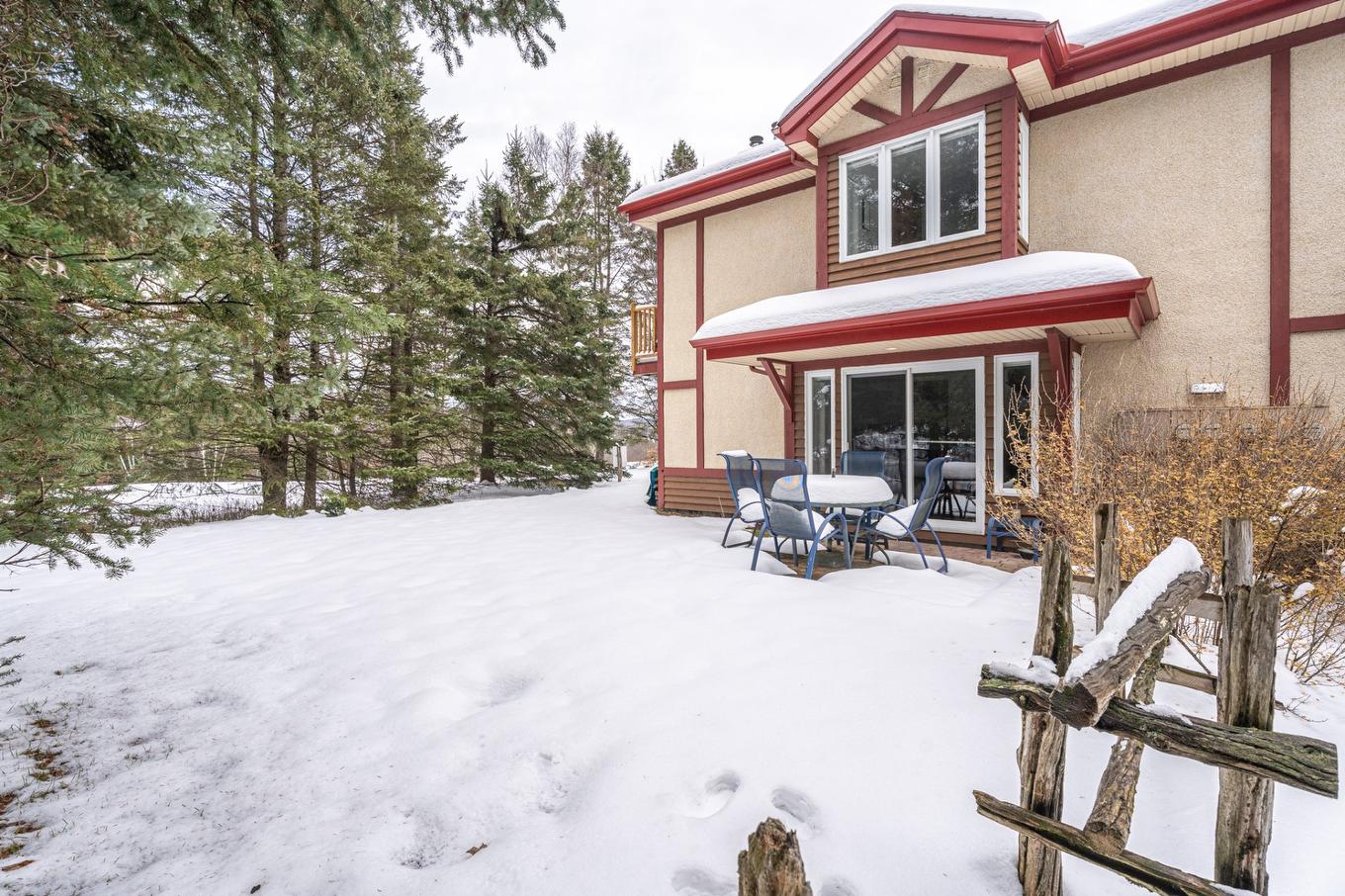 Face arrière - 1752 Ch. Du Golf, Mont-Tremblant, QC - Outdoor