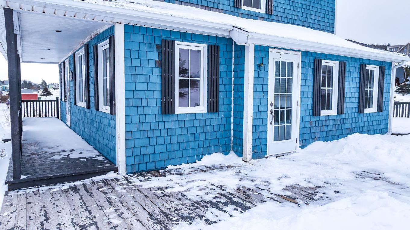 Façade - 973 Ch. Des Caps, Les Îles-De-La-Madeleine, QC - Outdoor