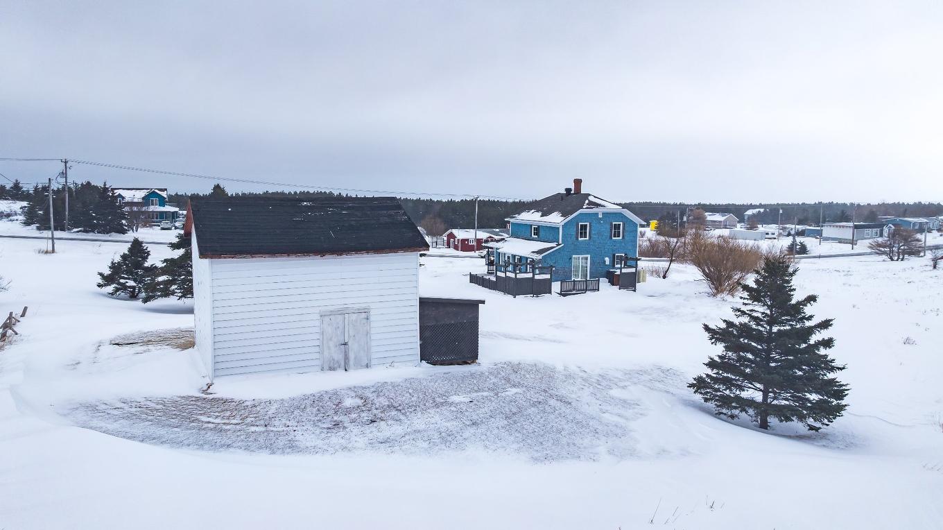 Face arrière - 973 Ch. Des Caps, Les Îles-De-La-Madeleine, QC - Outdoor With View