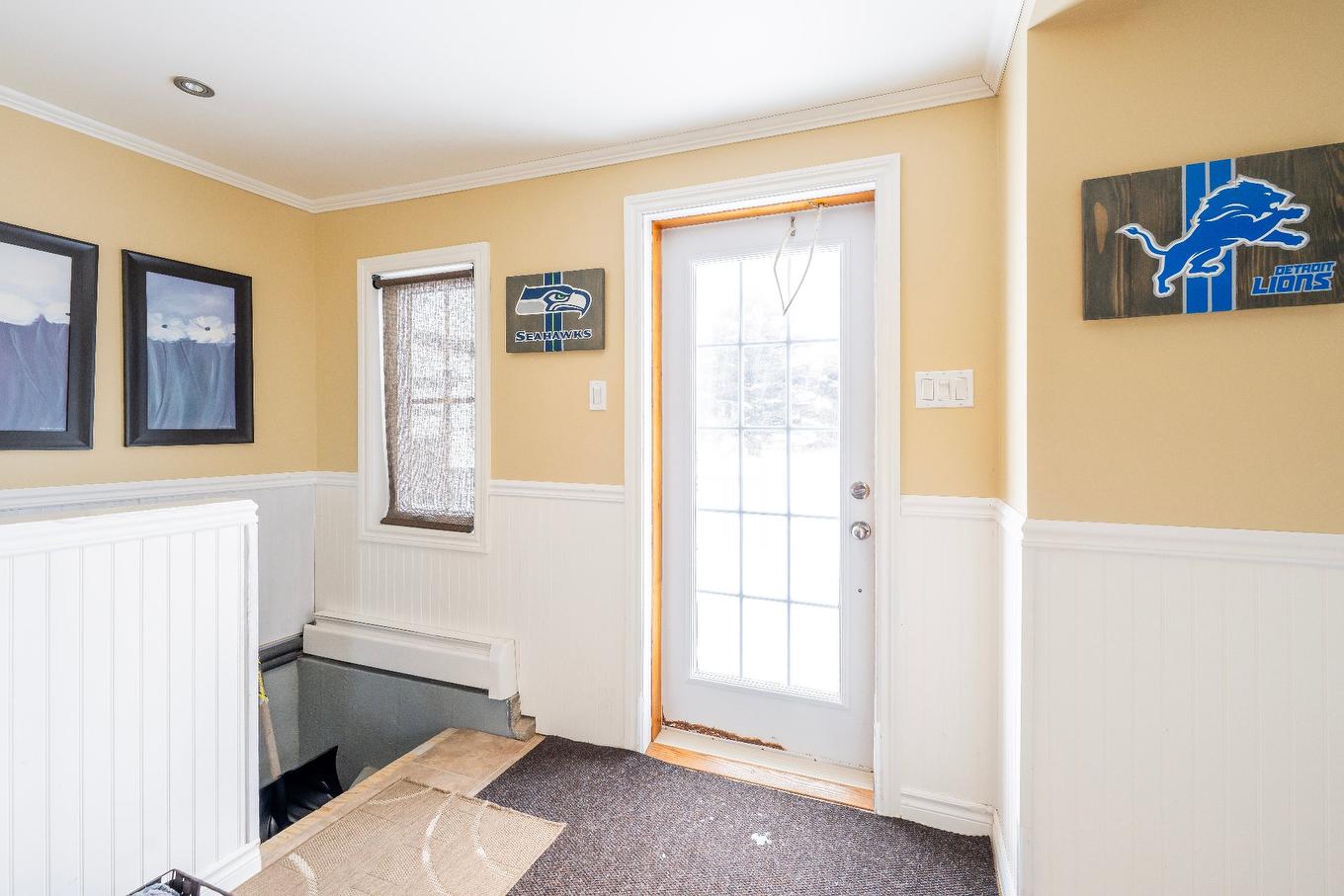 Hall d'entrée/Vestibule - 973 Ch. Des Caps, Les Îles-De-La-Madeleine, QC - Indoor Photo Showing Other Room