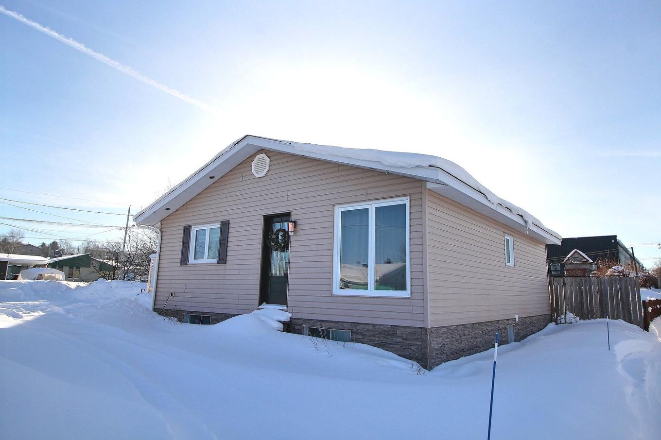 Façade - 30 Rue Thibault, Val-D'Or, QC - Outdoor With Exterior