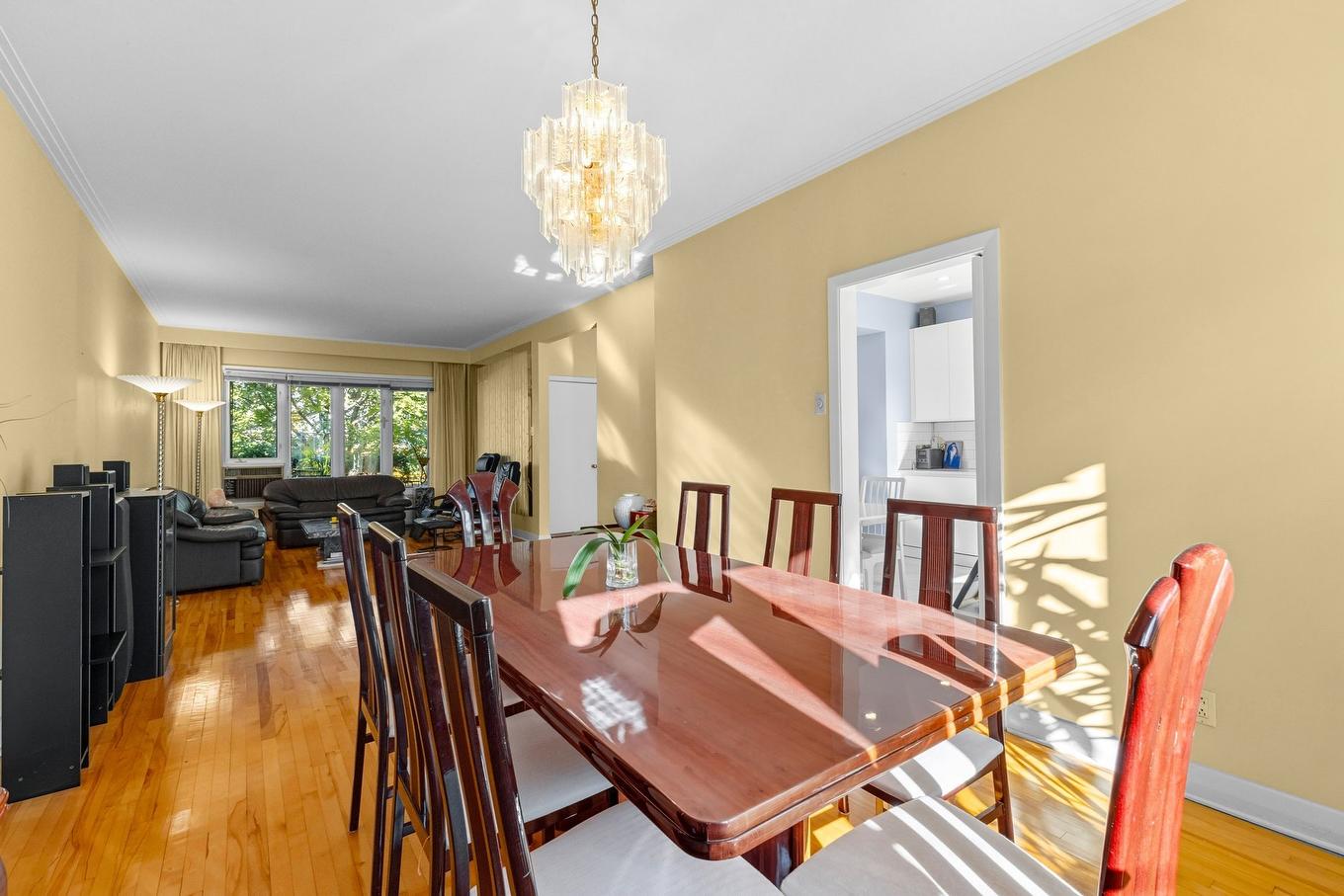Dining room - 4900 Boul. Cavendish, Montréal (Côte-Des-Neiges/Notre-Dame-De-Grâce), QC - Indoor Photo Showing Dining Room