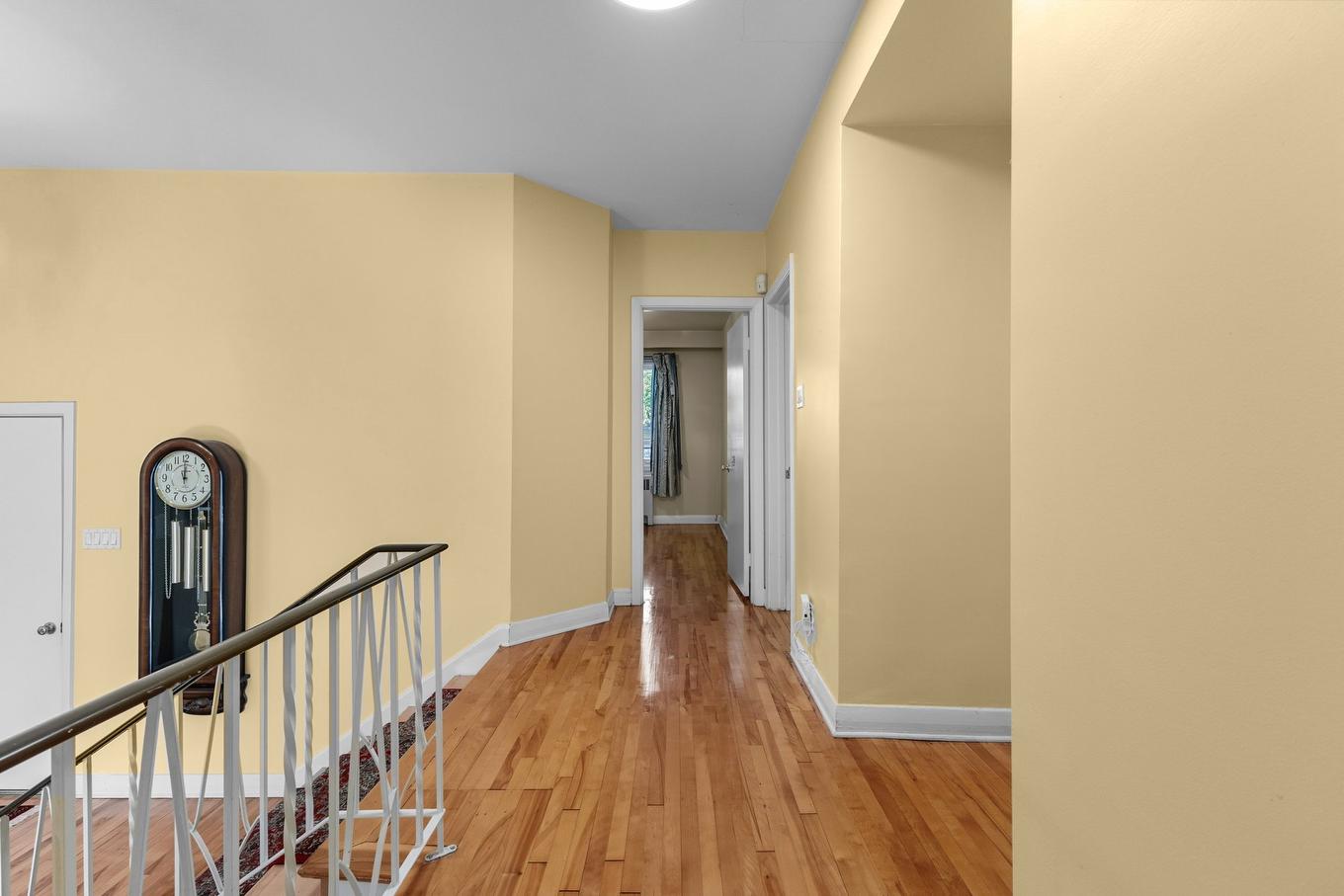 Hall - 4900 Boul. Cavendish, Montréal (Côte-Des-Neiges/Notre-Dame-De-Grâce), QC - Indoor Photo Showing Other Room