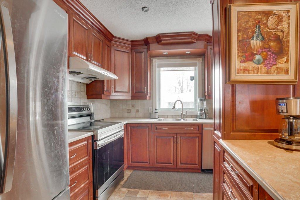 Kitchen - 55 Rue Marie-Curie, Gatineau (Gatineau), QC - Indoor Photo Showing Kitchen With Double Sink