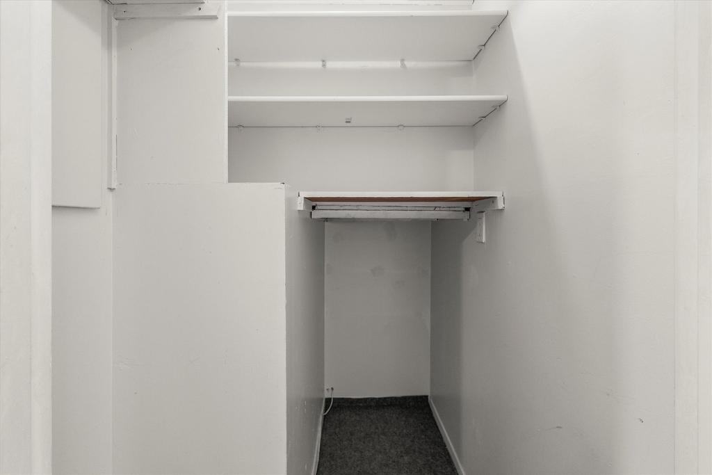 Rangement - 301-645 Place Chomedey, Laval (Chomedey), QC - Indoor