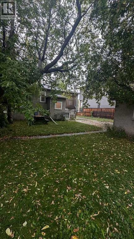 1436 22 Avenue Nw, Calgary, AB - Outdoor