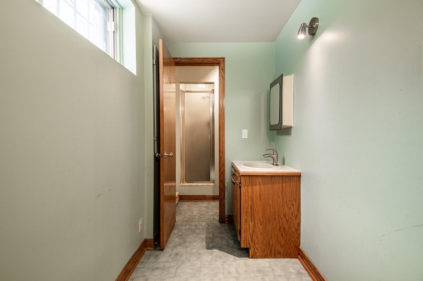 Bathroom - 1095 Rue Rembrandt, Brossard, QC - Indoor