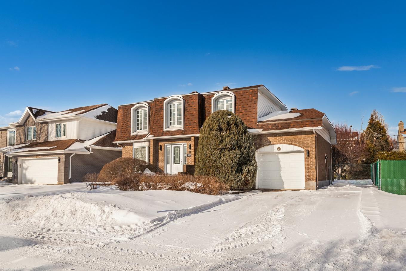 Frontage - 1095 Rue Rembrandt, Brossard, QC - Outdoor