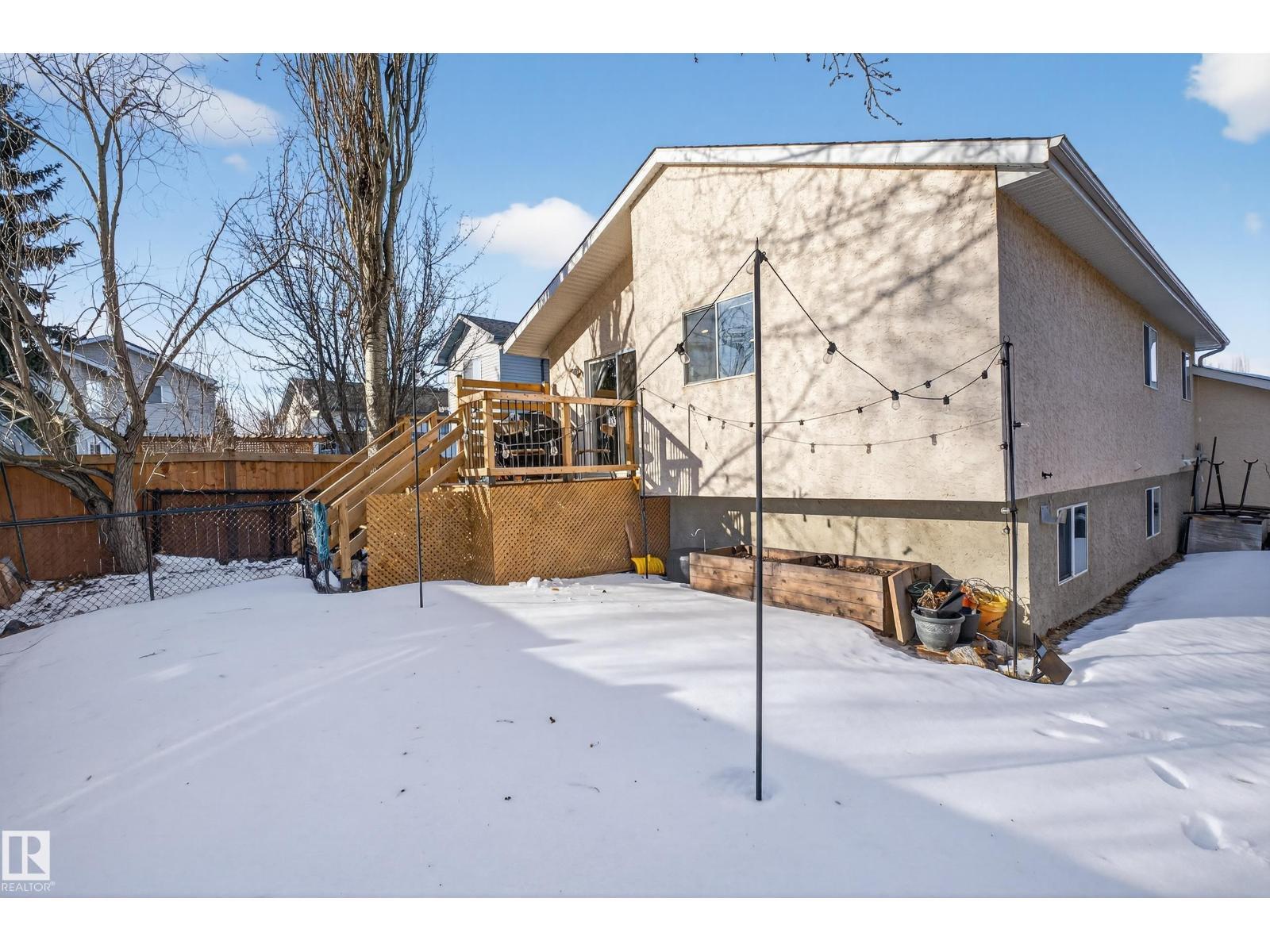 7 Lindsay Av, Spruce Grove, AB - Outdoor With Exterior