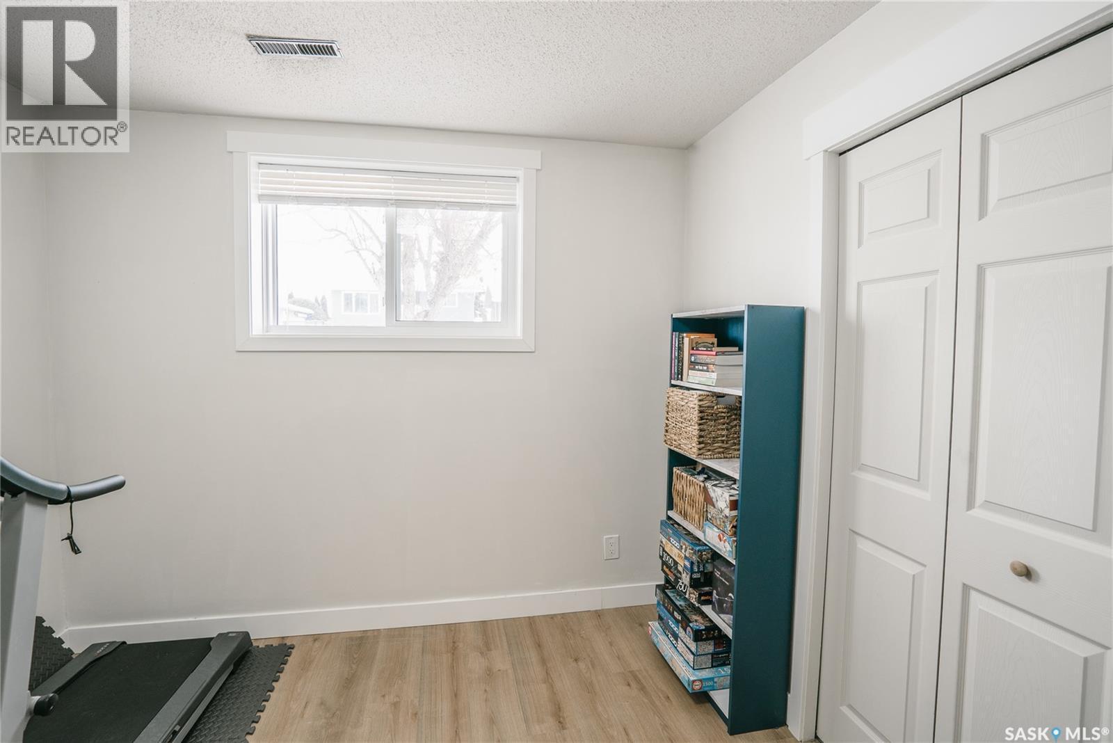 346 Brock Crescent, Saskatoon, SK - Indoor Photo Showing Gym Room