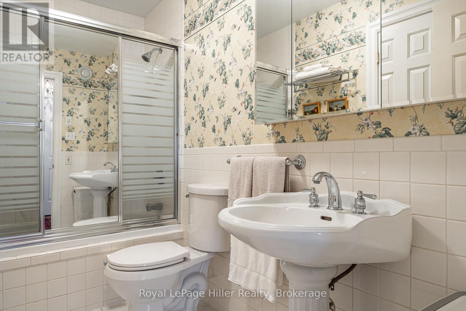 4pc Bath - 530 Holmes Street, Central Huron (Goderich), ON - Indoor Photo Showing Bathroom