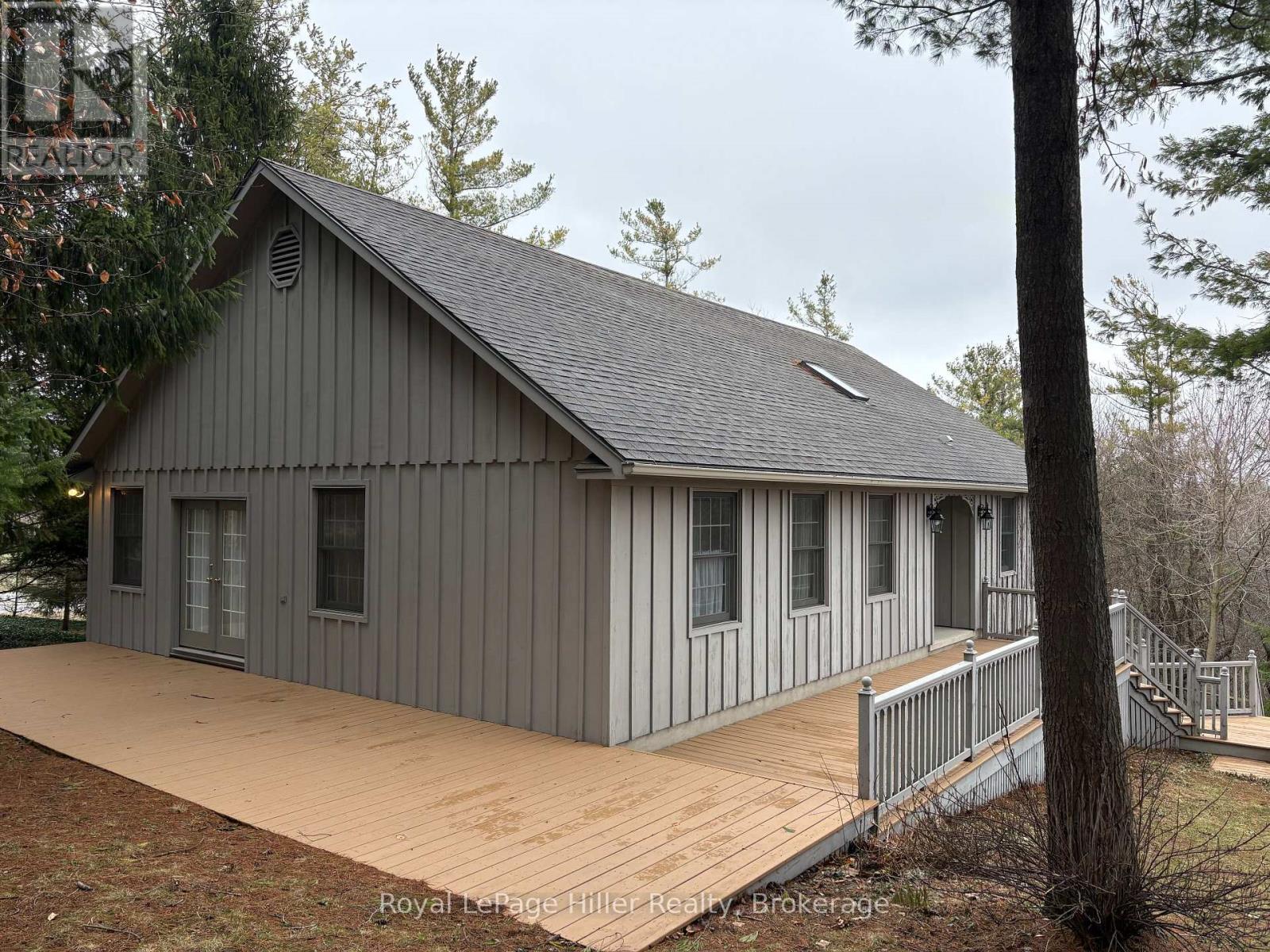 530 Holmes Street, Central Huron (Goderich), ON - Outdoor With Exterior