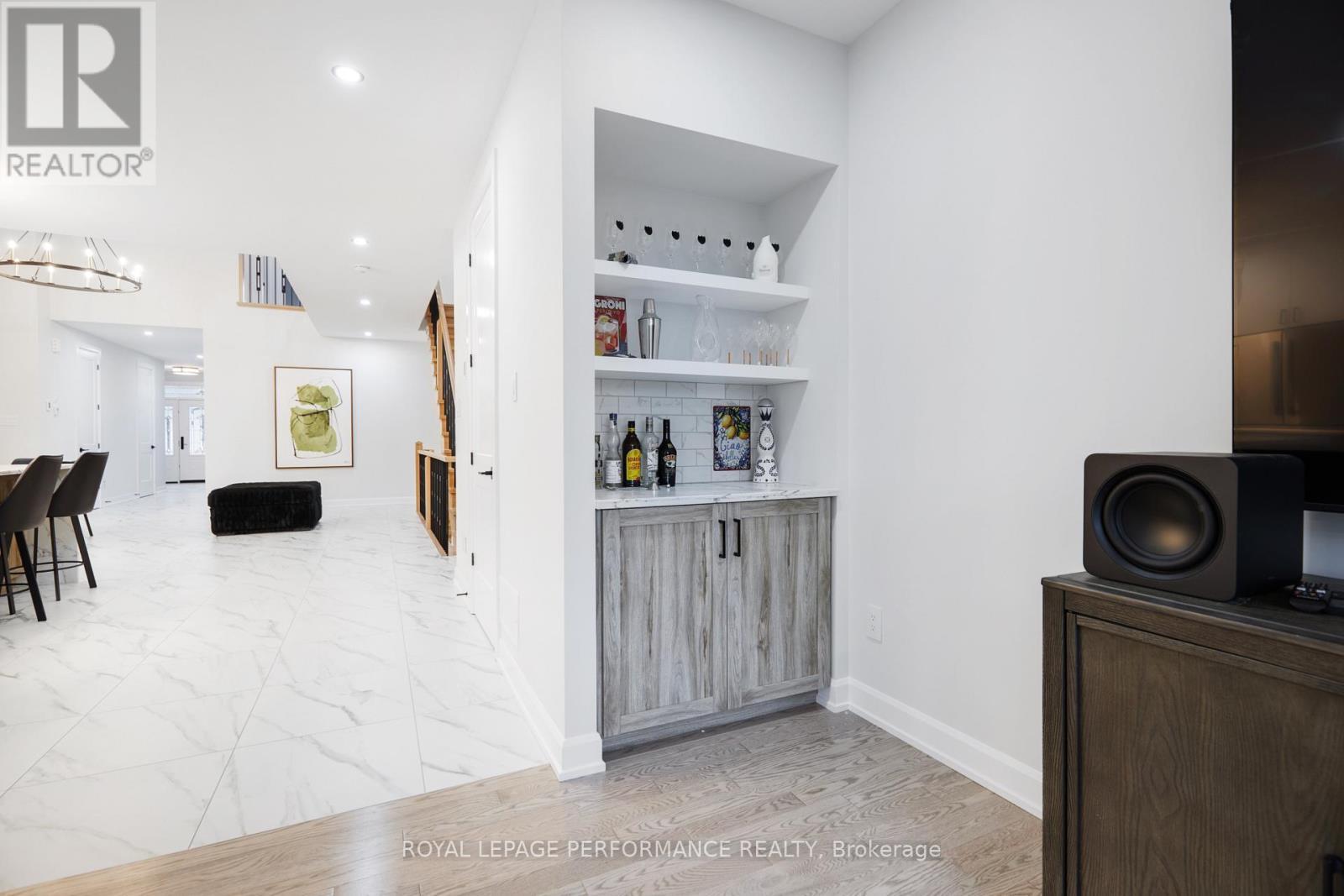 1709 Fisher Ave Avenue, Ottawa, ON - Indoor Photo Showing Other Room