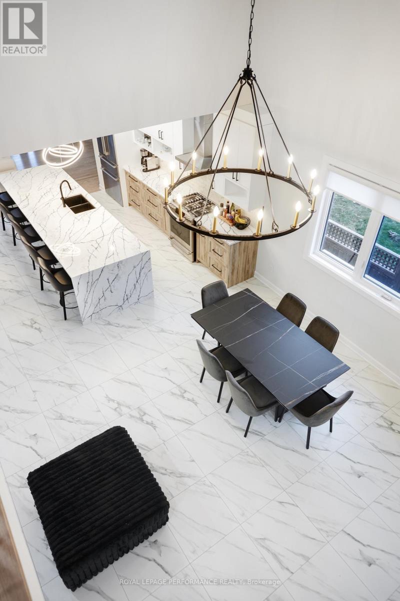 1709 Fisher Ave Avenue, Ottawa, ON - Indoor