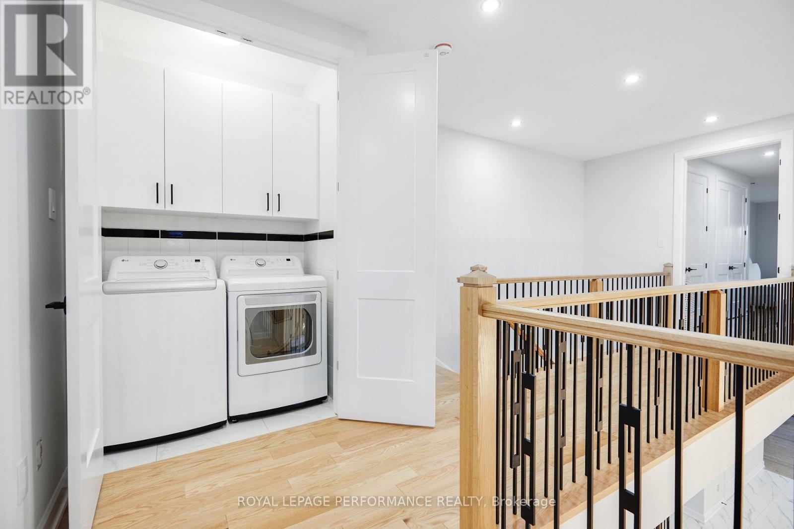 1709 Fisher Ave Avenue, Ottawa, ON - Indoor Photo Showing Laundry Room
