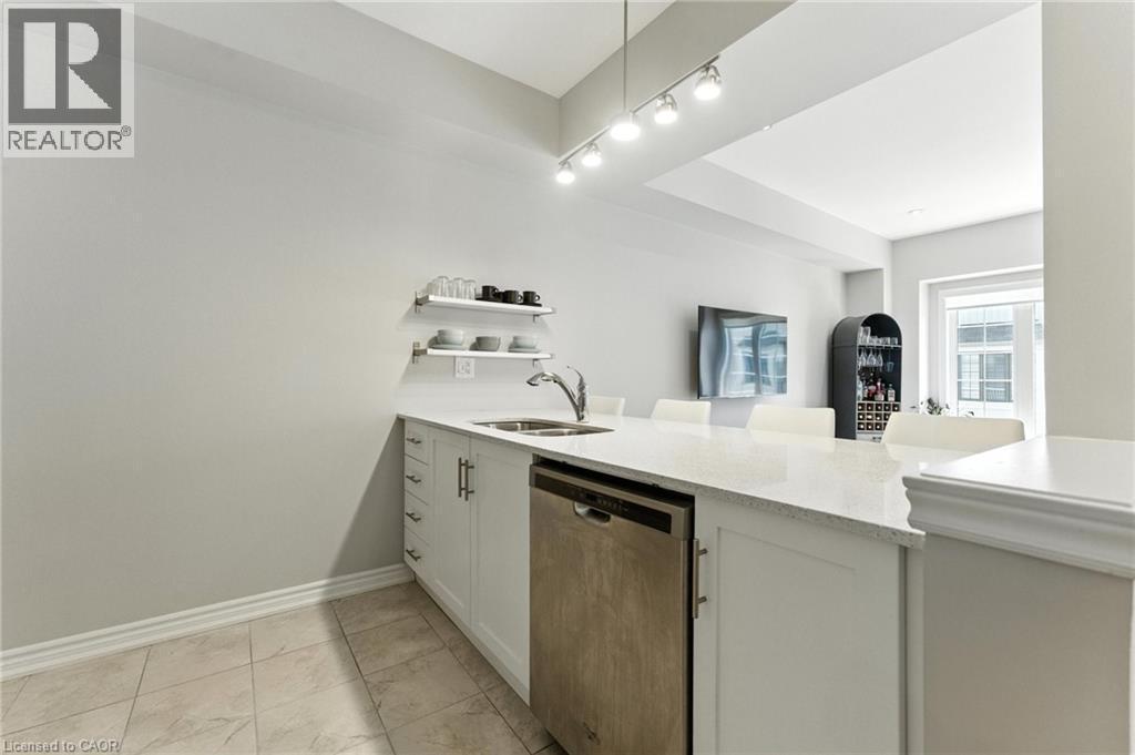 377 Glancaster Road Unit# 37, Ancaster, ON - Indoor Photo Showing Kitchen With Double Sink