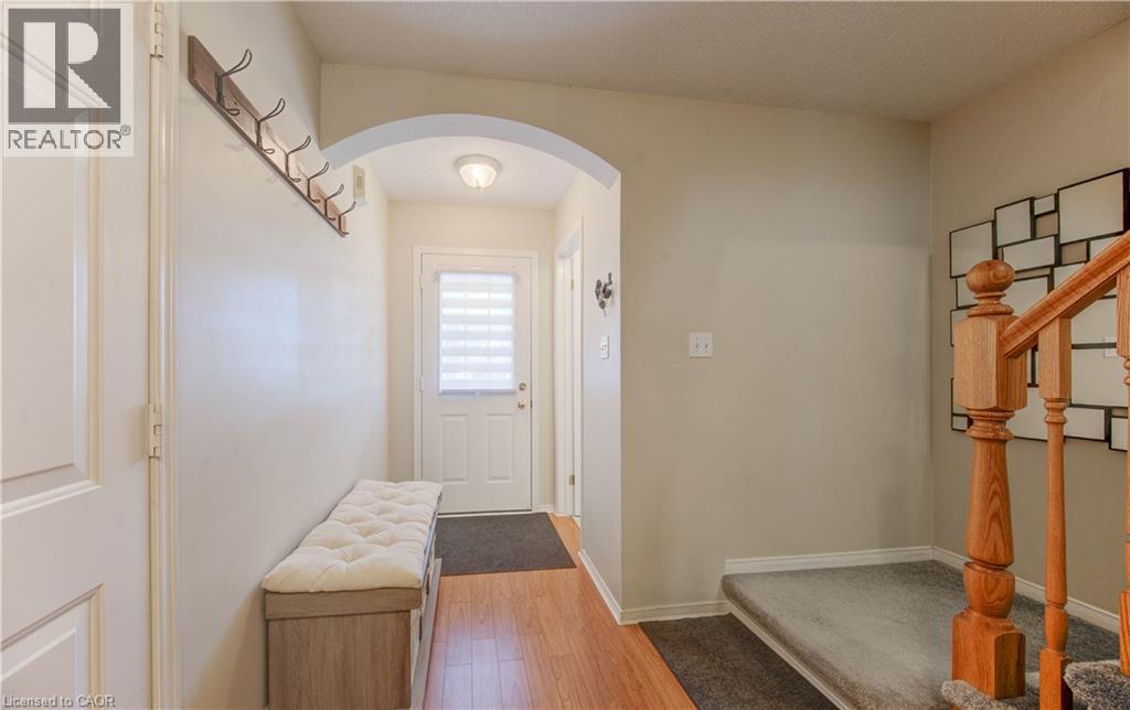 916 Veronica Court, Kitchener, ON - Indoor Photo Showing Other Room